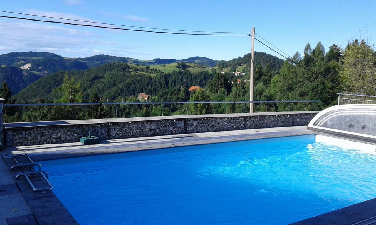 Apartments Za Grapo Церкно Екстериор снимка